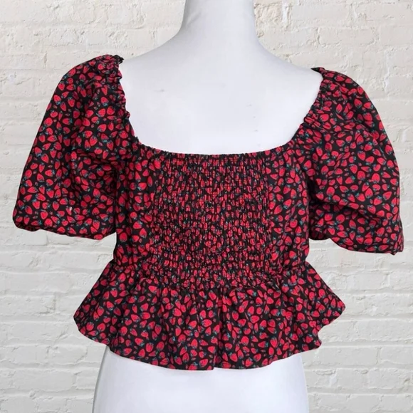 Band of the Free Strawberry Tie-Front Crop Top size large - Picture 3 of 16
